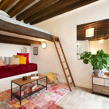 Authentic Apartment In Center Of Parisian Marais エクステリア 写真