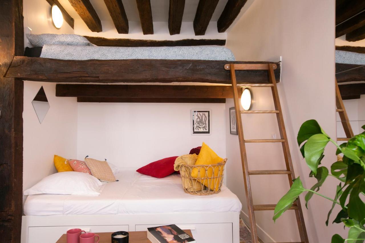 Authentic Apartment In Center Of Parisian Marais エクステリア 写真
